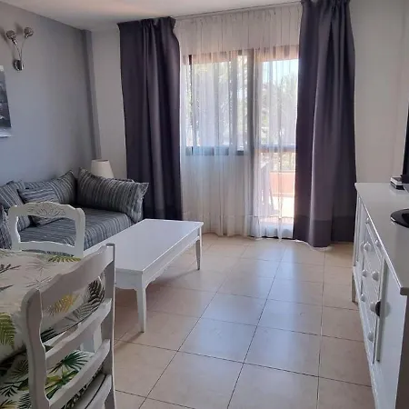 Oasis Royal 2 Piscinasfibra Optica Apartment *