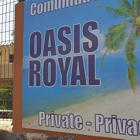 Oasis Royal 2 Piscinasfibra Optica Apartment