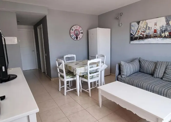 Oasis Royal 2 3 Piscinas-fibra Ptica Corralejo